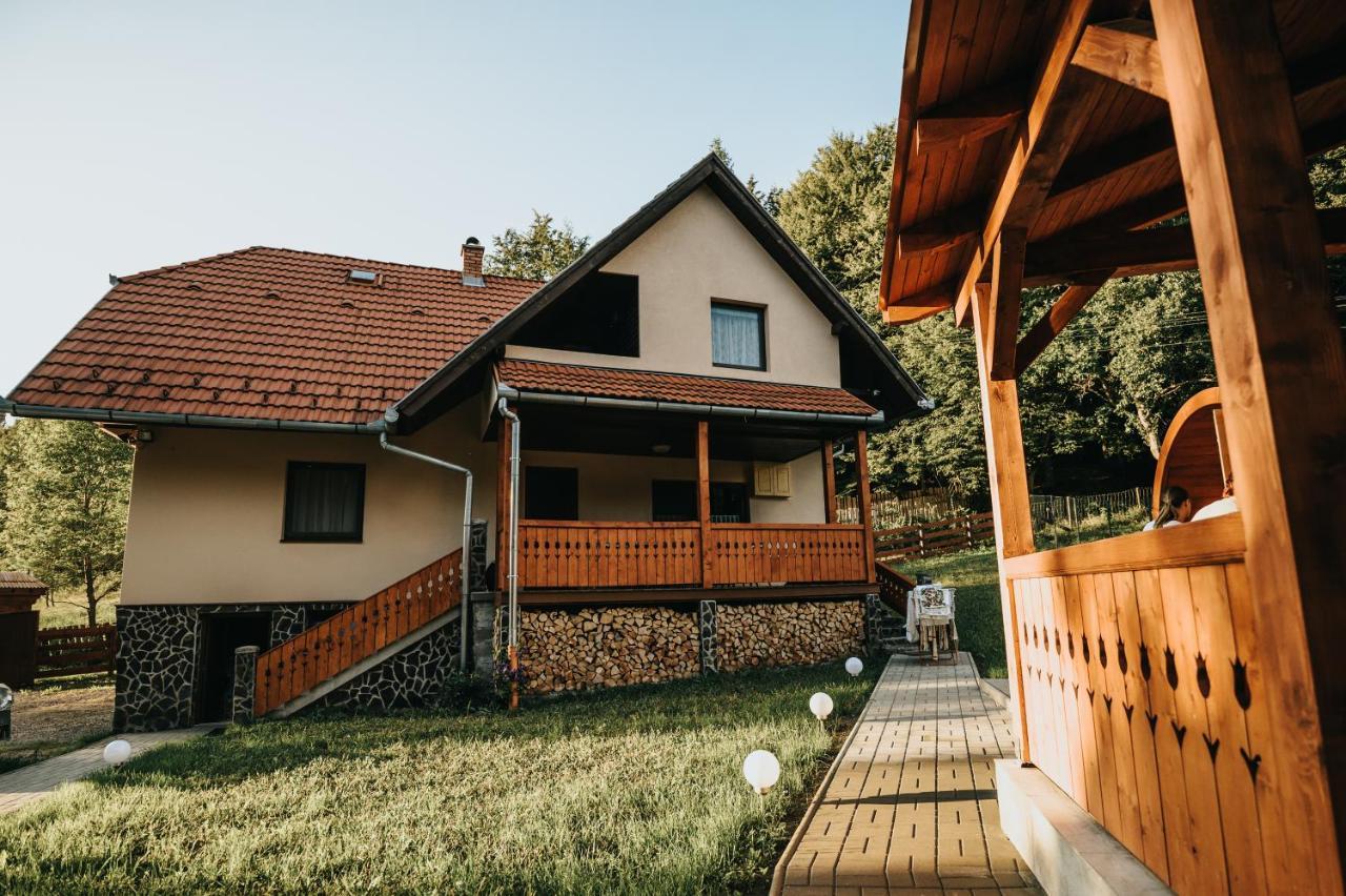 Súgópatak Kulcsosház Villa Ivó Kültér fotó